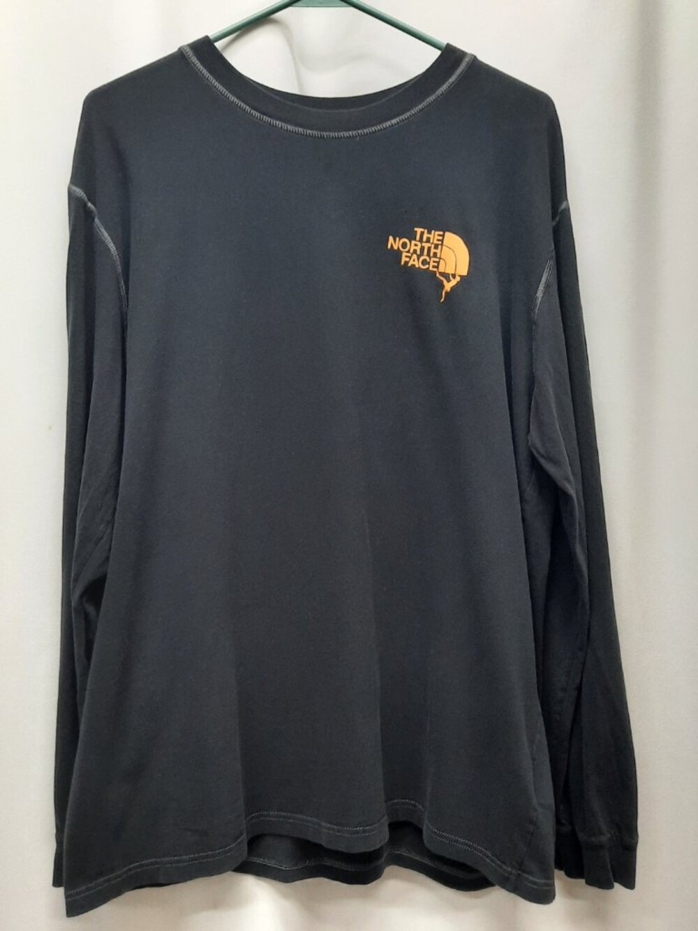 The North Face Long Sleeve Shirt Mens XL Black Orange Logo Graphic Crewneck Tee